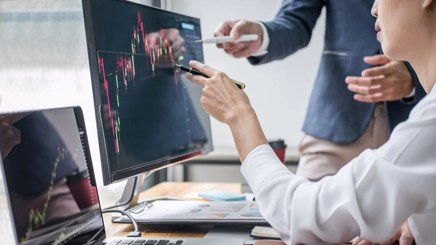Your Website Will NEVER Generate Leads (And 9 Things That Will)