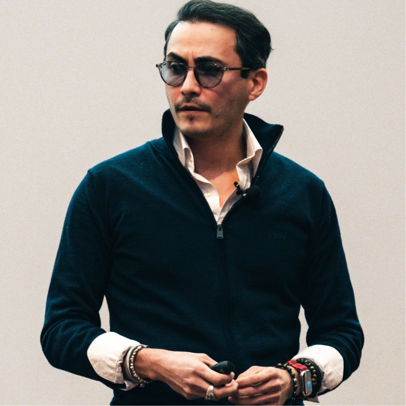 Martín Martinez Headshot